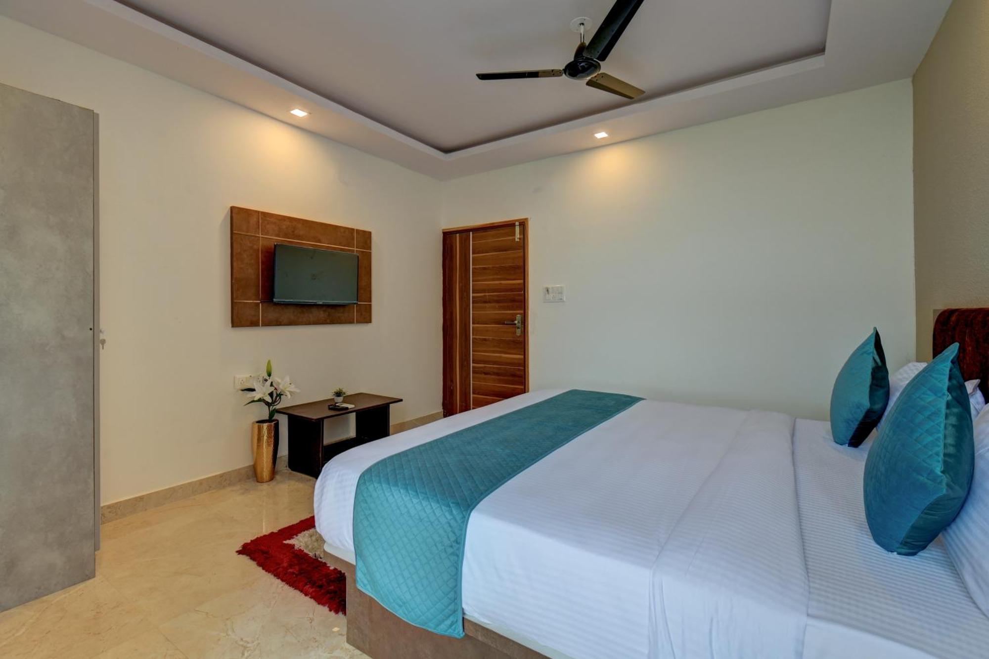 Hotel Cloud 9 Luxury Stay מייזור מראה חיצוני תמונה
