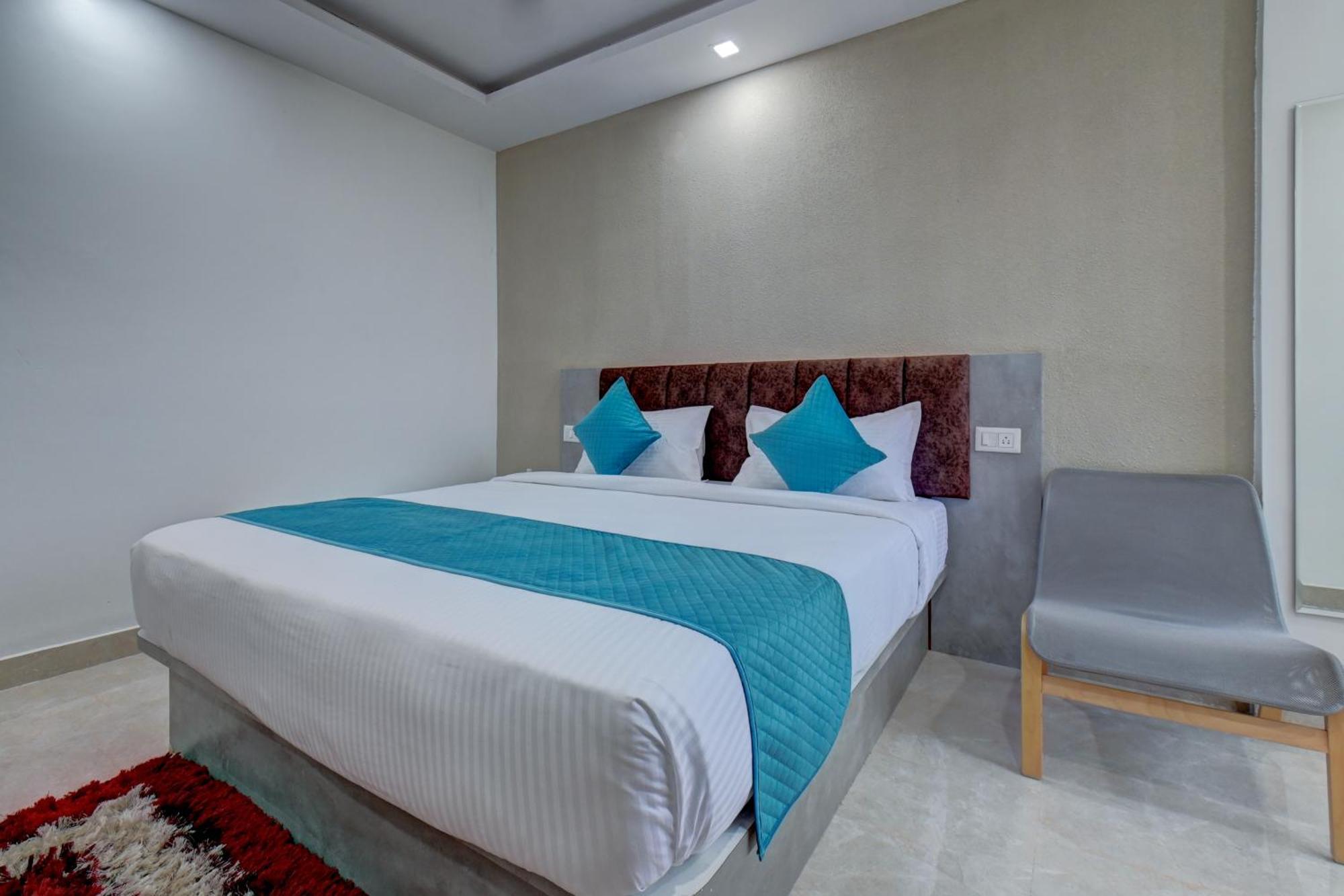 Hotel Cloud 9 Luxury Stay מייזור מראה חיצוני תמונה
